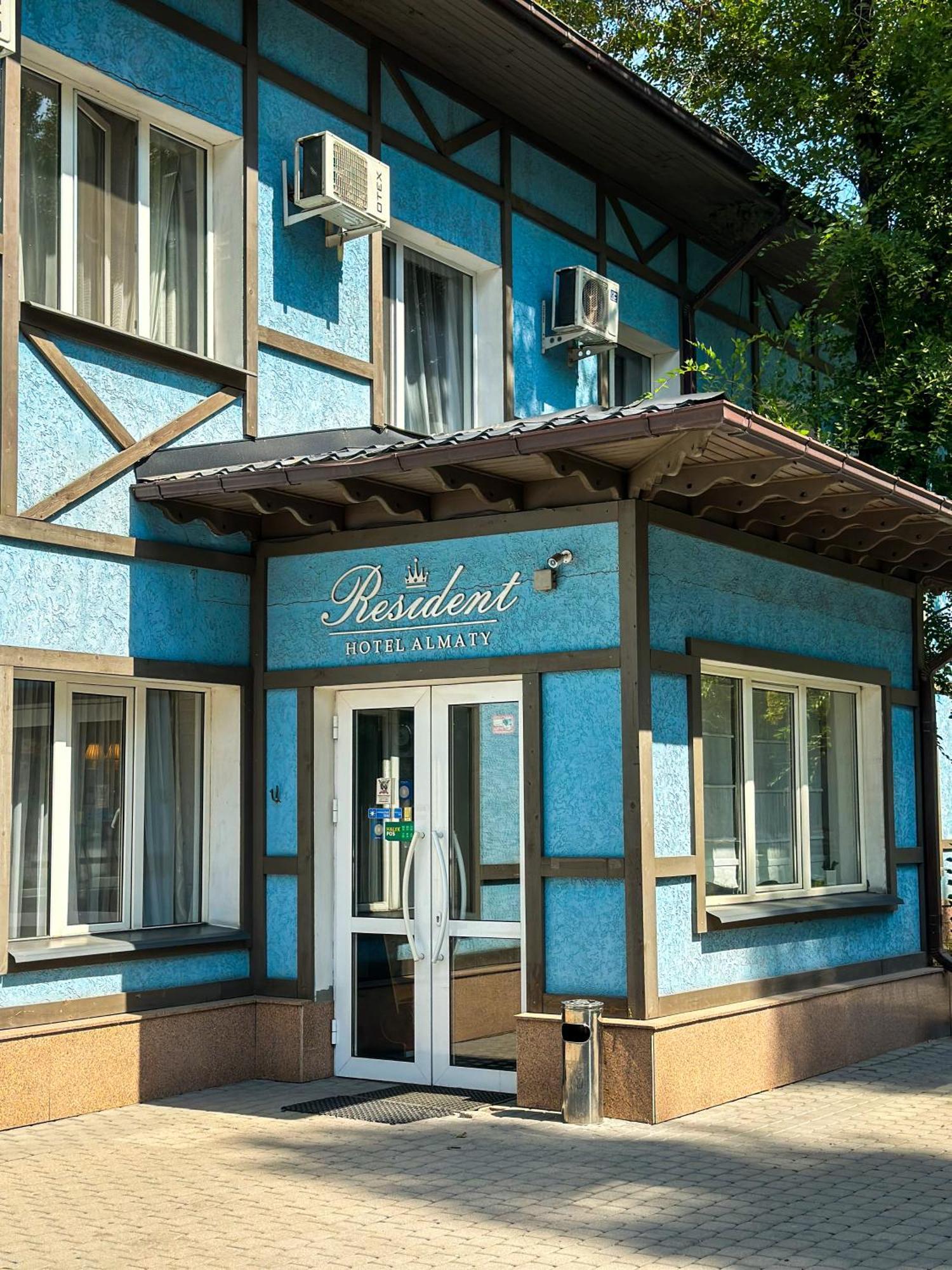 Resident Hotel Almaty Exterior foto